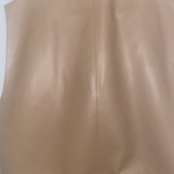 Zara woman Beige Faux Leather vest size lager new with tags - Picture 10 of 10